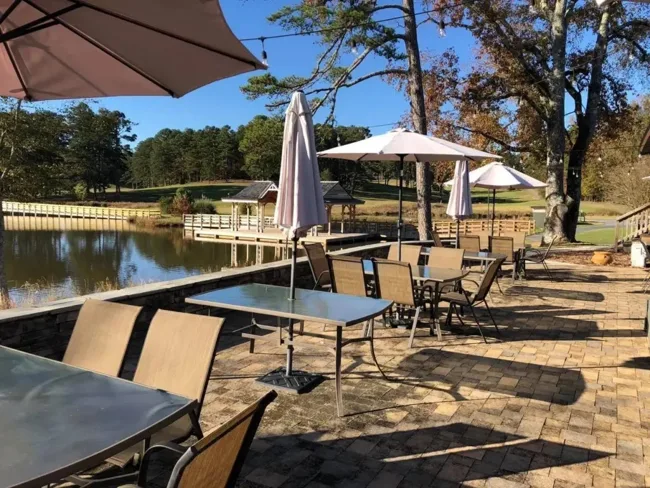 Lakeside patio tables at Ping’s Grill