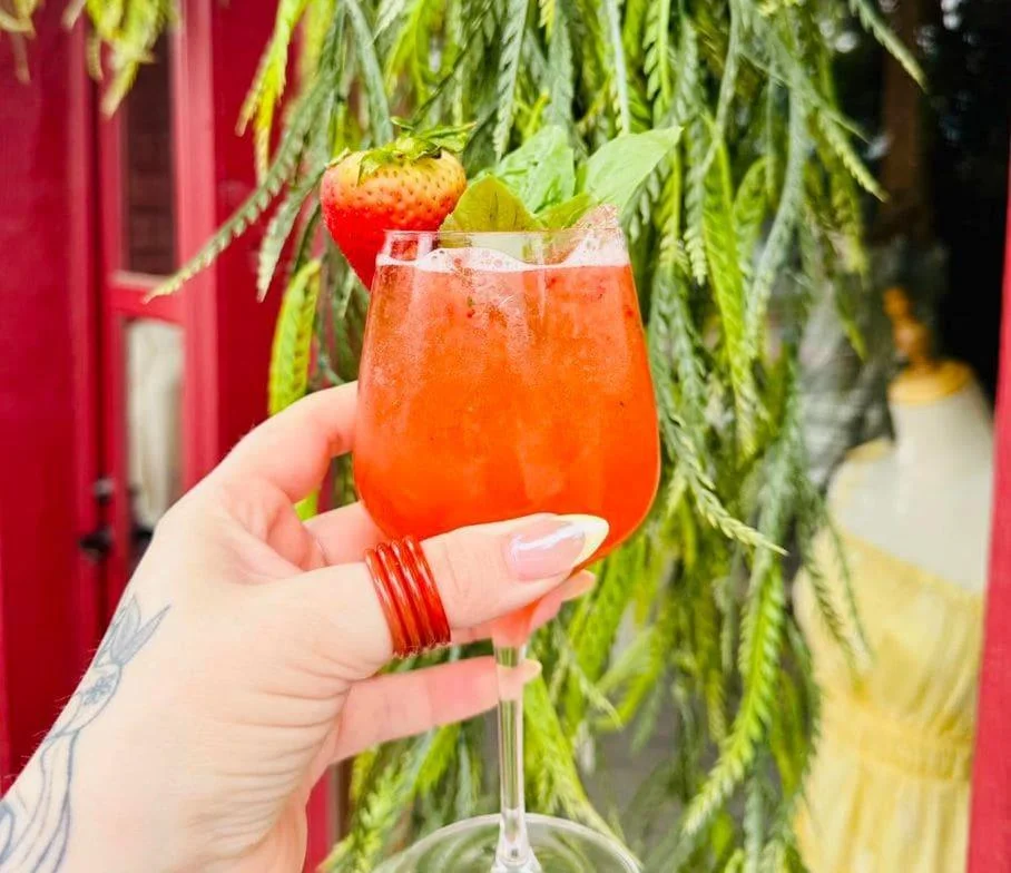 Cocktail served at River Street Tavern