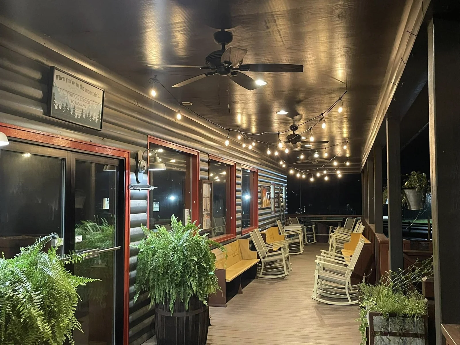 Covered dining porch at The Sawmill Place