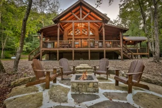 Blue Sky Cabin Rentals — property photograph